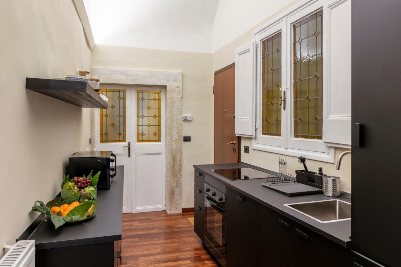 Parione Apartment Rzym Zewnętrze zdjęcie